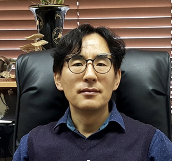 Assoc. Prof. Dr. Young Woon Lim